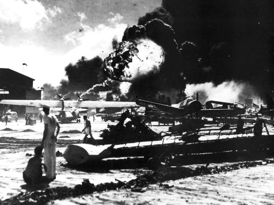 pearl harbor, december 7. 1941, naval air station airfield