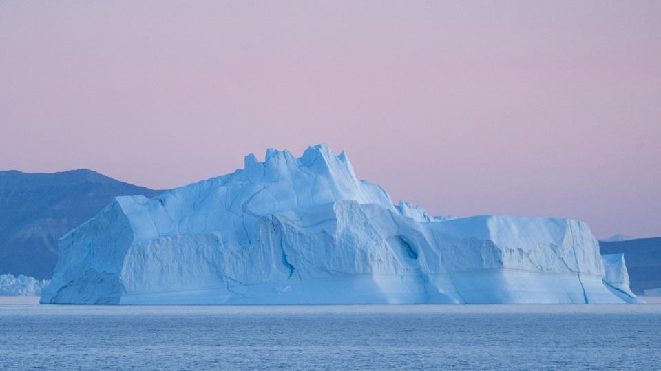 丹麥哥本哈根大學（University of Copenhagen）的科學家今天指出，全球暖化導致格陵蘭（Greenland）冰川20年來融化的速度增快5倍。（美聯社資料照）