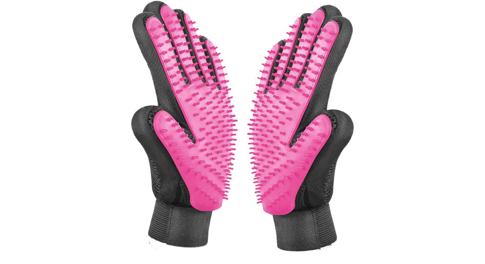 BYETOO Pet Grooming Glove-Gentle Deshedding Brush Glove