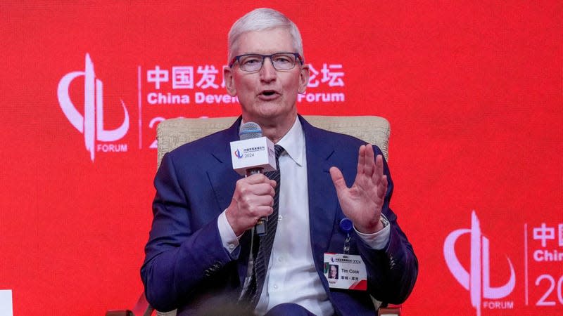 Apple CEO Tim Cook speaks during a parallel session of the China Development Forum at the Diaoyutai State Guesthouse in Beijing, China, on Sunday, March 24, 2024. - Photo: Tatan Syuflana (AP)