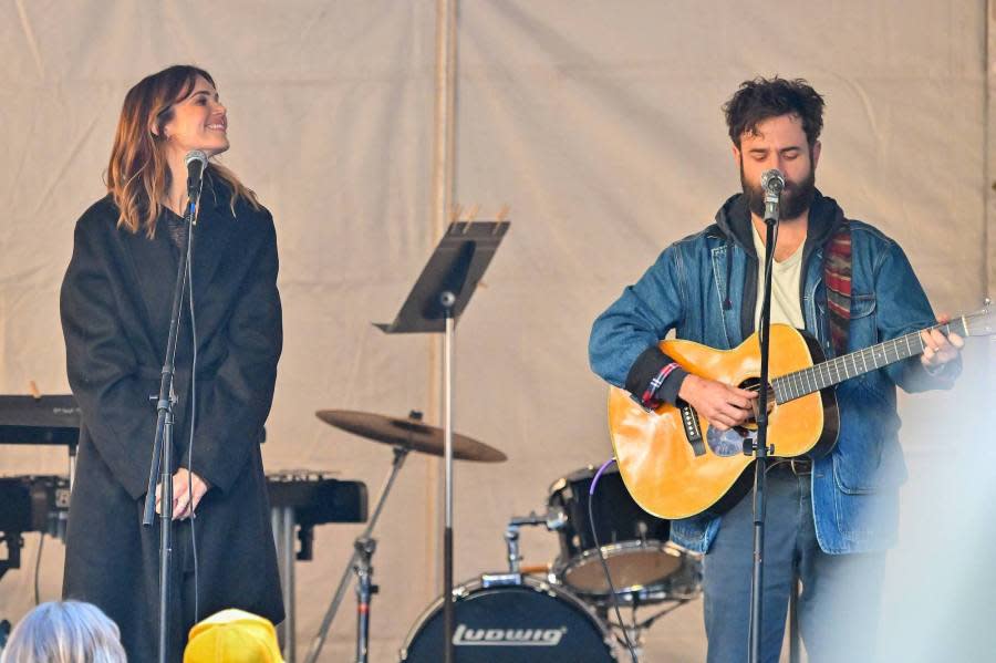 Mandy Moore and Husband Taylor Goldsmith Celebrate Anniversary at Concert