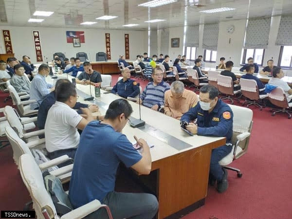 基隆市警局少年警察隊召集員警舉辦﹁１０９年少年警察工作研習訓練﹂。︵記者趙智偉翻攝︶