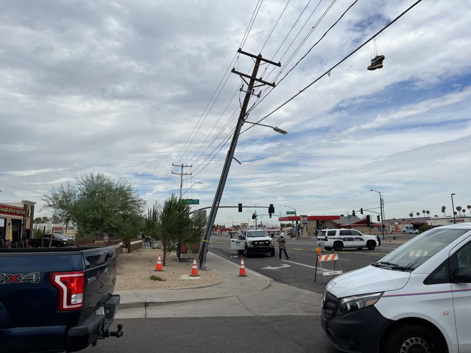 Tilted power line near 67th Avenue and Indian School Road