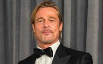 Noch ein prominentes Linkshänder-Paar: Brad Pitt ... (Bild: Chris Pizzello-Pool/Getty Images)