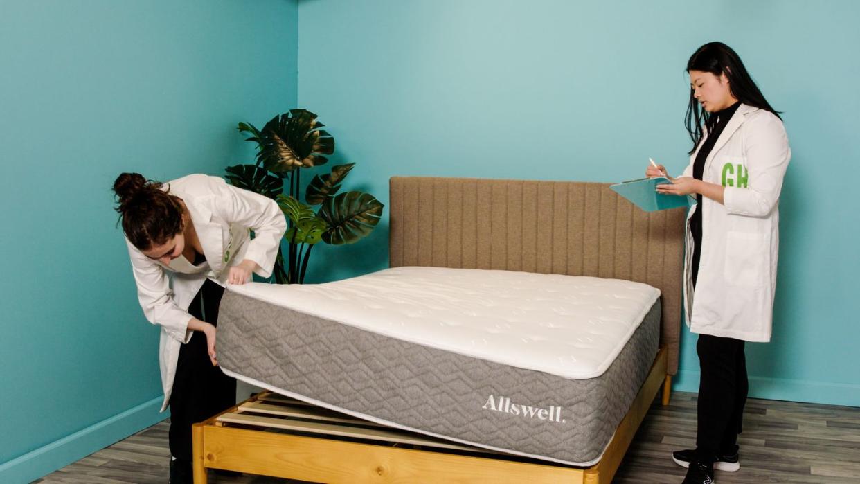 lab analysts note how easy it is to lift the corners of a mattress for moving and bed making