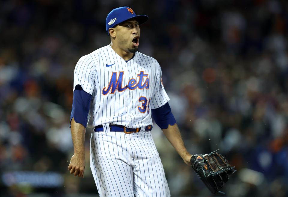 Edwin Diaz of the Mets is the highest-paid relief pitcher in baseball.