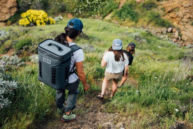 Accessories - Yeti Backflip 24 Cooler