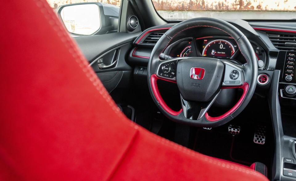 <p>2019 Honda Civic Type R</p>