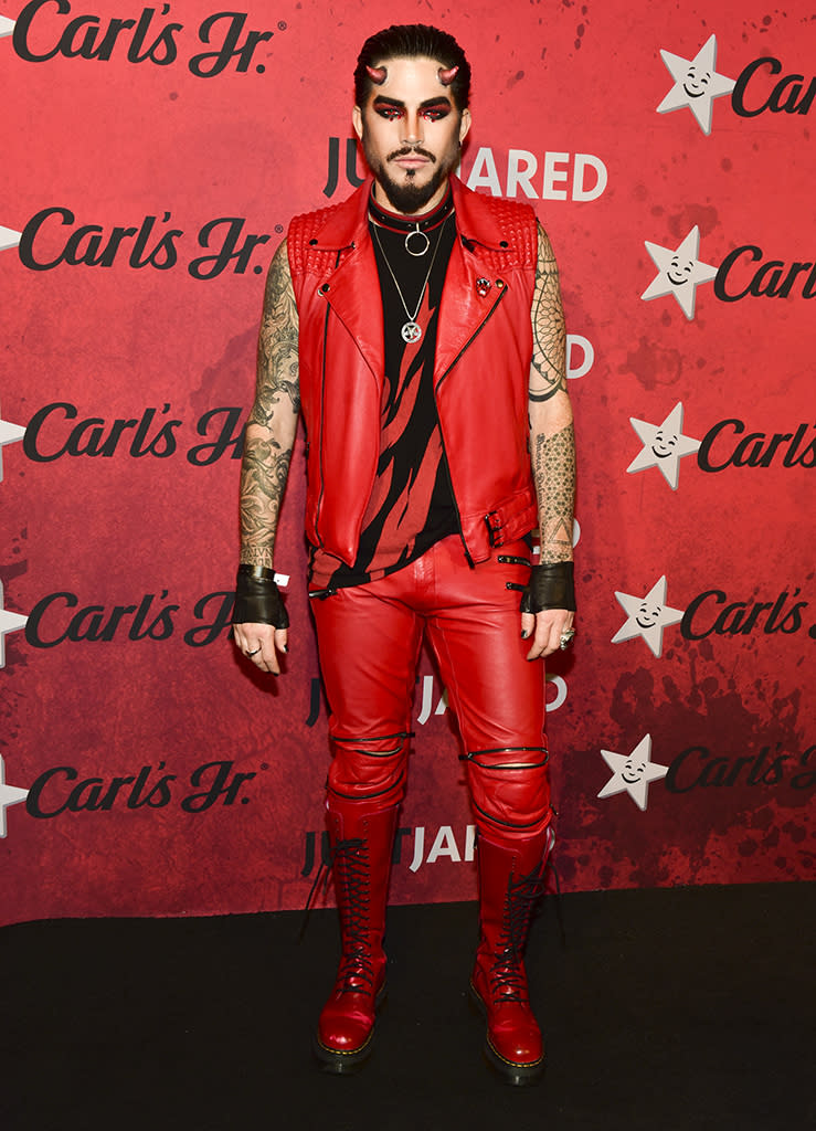 <p>The devil went down to … the Just Jared Halloween bash in L.A., in the form of the Queen rocker.<br>(Photo: Rodin Eckenroth/Getty) </p>