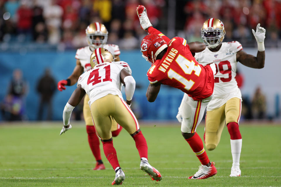 MIAMI, FLORIDA - FEBRUARY 02: Sammy Watkins #14 of the Kansas City Chiefs makes a catch against Emmanuel Moseley #41 of the San Francisco 49ers during the second quarter in Super Bowl LIV at Hard Rock Stadium on February 02, 2020 in Miami, Florida. (Photo by Rob Carr/Getty Images)