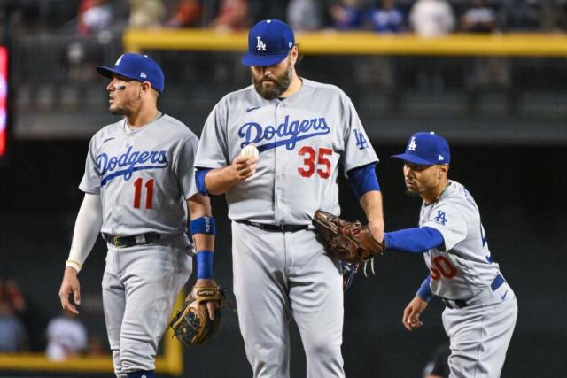 With Their Backs Against the Wall, Some Dodgers Chose to Stay Away