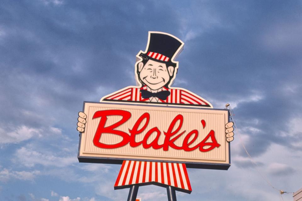 Blake's Burger sign, Tucumcari, New Mexico