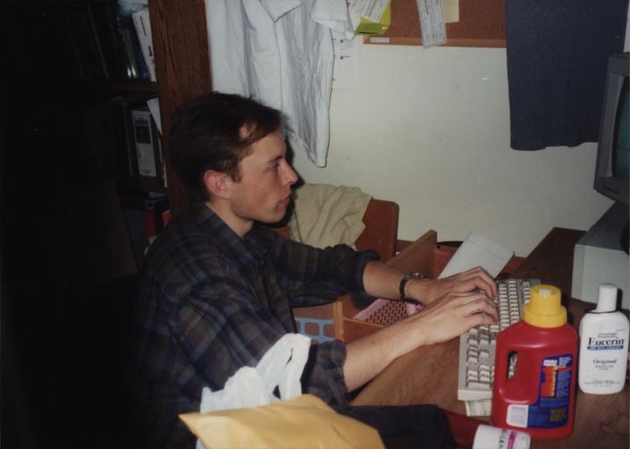 Elon Musk sits at a computer in his girlfriend's room at the Quadrangle dorm, 1995.