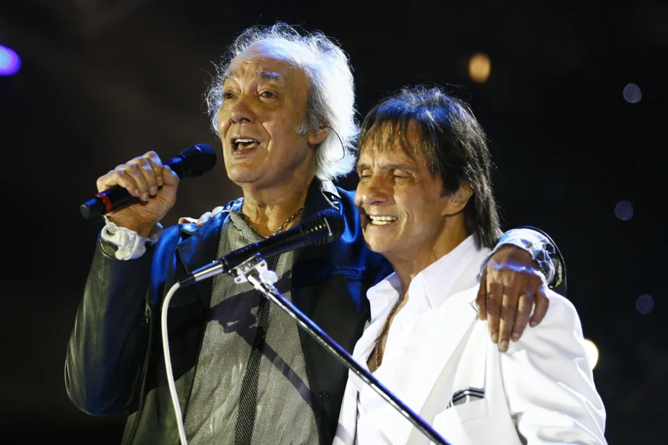 Roberto Carlos e Erasmo Carlos na festa de 50 anos de carreira do Roberto Carlos (Foto:  Rafael França/TV Globo)