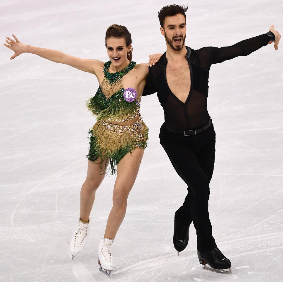 <p>Gabriella Papadakis had an unfortunate wardrobe malfunction during her figure-skating routine with partner Guillaume Cizeron. Thankfully for her, she noticed pretty much straight away and carried on with her epic routine.</p>