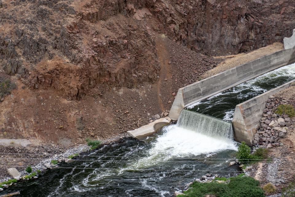 File photo - Between 1910 and 1962, the Siskiyou Electric Light and Power Company built three dams — Copco No. 2, J.C. Boyle and Iron Gate — to bring electricity to Northern California and southern Oregon. This was in addition to the Copco No. 1 in 1910.