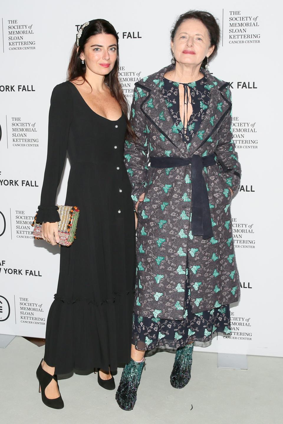 <p>On Friday night, the Society of Memorial Sloan Kettering hosted the opening night of TEFAF New York Fall at Manhattan's Park Avenue Armory. A bevy of art world darlings, collectors, and philanthropists, including Lauren Santo Domingo, Mary-Kate and Ashley Olsen, Jo Carole Lauder, Debra and Leon Black, and Alex Papachristidis, sipped free-flowing Ruinart champagne as they perused (and shopped) the stunning galleries full of art and jewelry from antiquities to the early 20th century.</p>