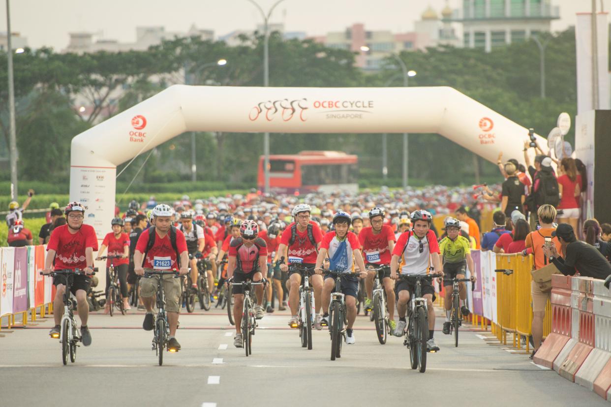 OCBC Cycle 2019 participants being flagged off at the start point. (PHOTO: OCBC Cycle)