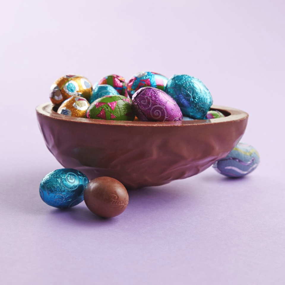 Half Shell Egg with Milk Chocolate Mini Foiled Eggs. Image via Purdy's.