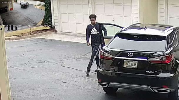 PHOTO: Atlanta police are searching for this person of interest in the fatal stabbing of 77-year-old Eleanor Bowles (Atlanta police)