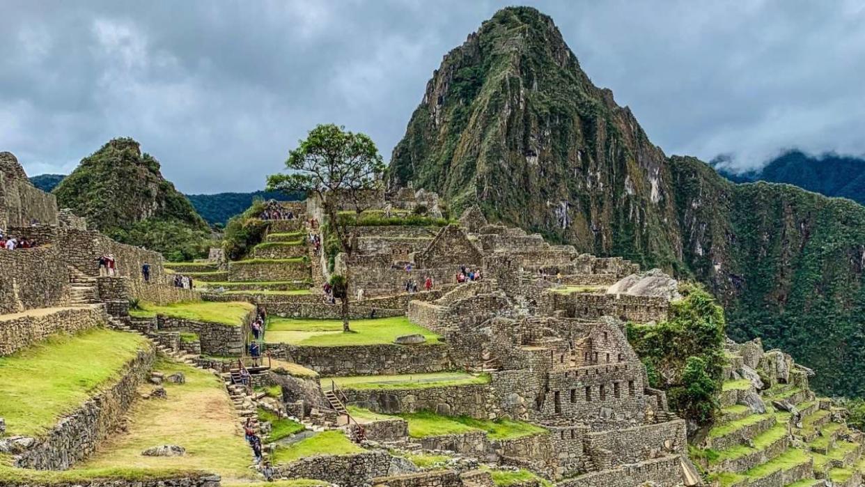 Face au mouvement social d’ampleur demandant la destitution de la présidente péruvienne Dina Boluarte, le gouvernement du Pérou a fait le choix de restreindre l’accès au Machu Picchu.