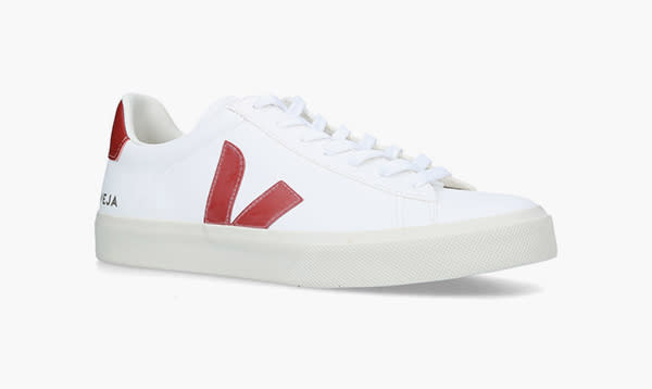 veja-red-trainers