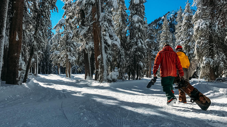 Friends skiing