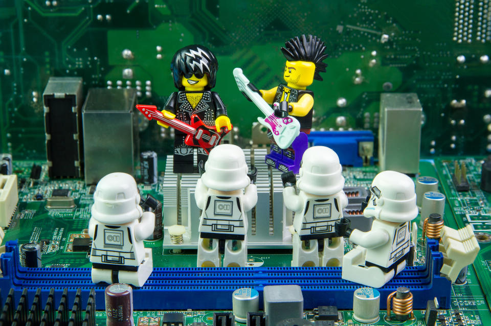 Haz feliz a tu 'niño interior' con estos descuentos de Hot Sale en Lego. (Foto: Getty)