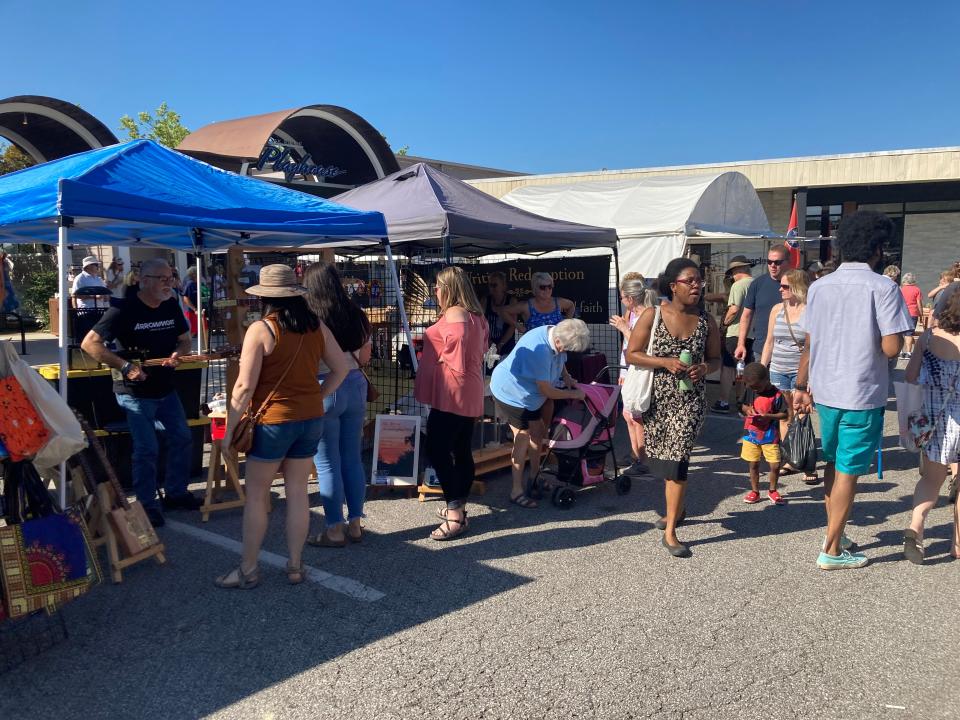 A crowd gathers at the Lavender Festival Saturday, June 18, 2022 at Historic Jackson Square in Oak Ridge.