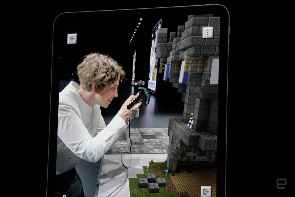 Minecraft Earth WWDC