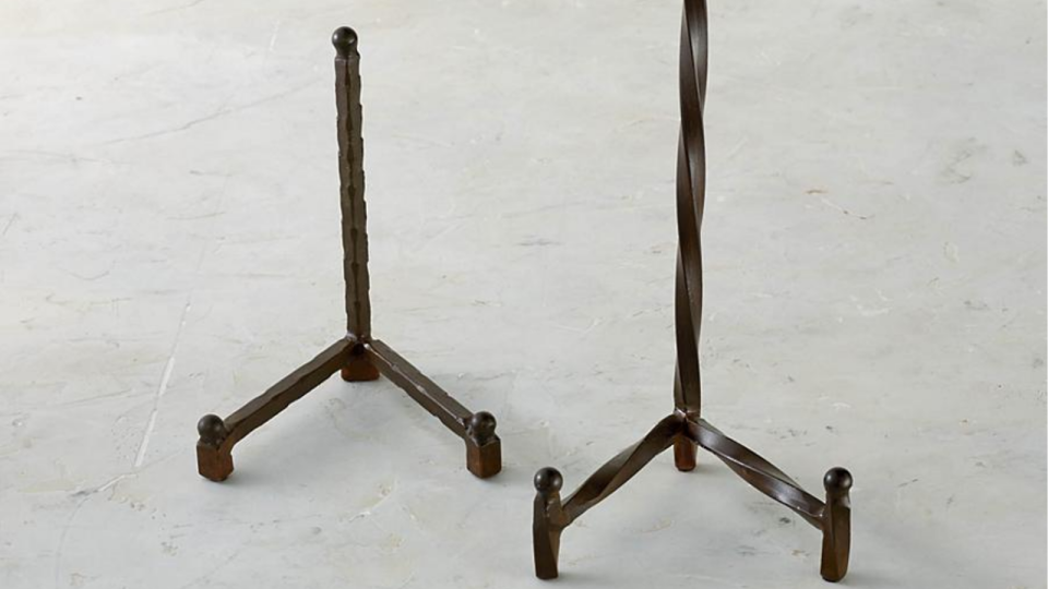 Gifts for artists: Iron Display Easels