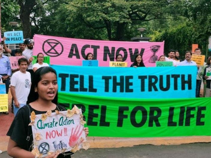 Rebels are demanding the government sign the three demands into law: Extinction Rebellion