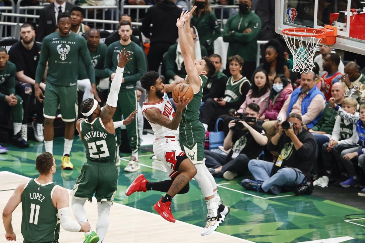 116-100.  Giannis sentences the Bulls and quotes the Bucks with the Celtics