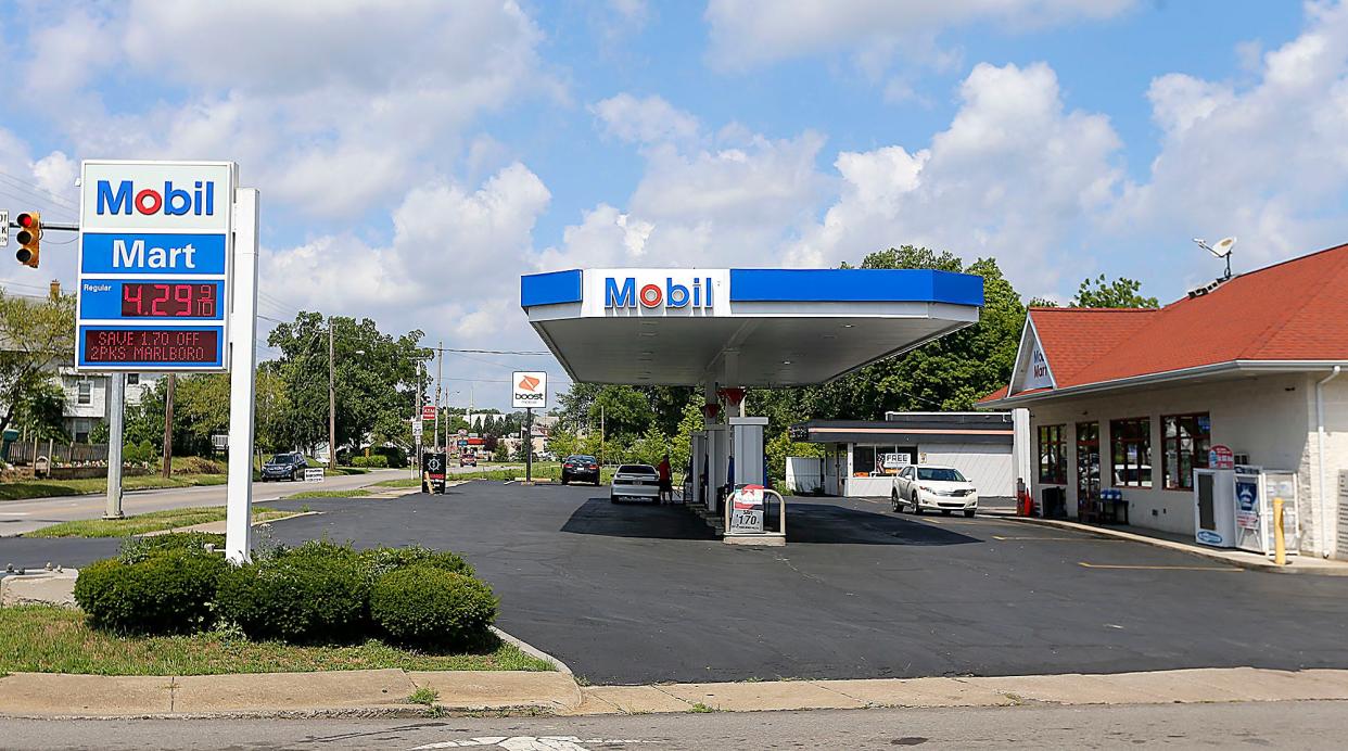 Mobil gas station at East Main Street and Miller Street in Ashland shows a price of $4.29 a gallon on Wednesday. Gas prices have been falling and are expected to come down even further.