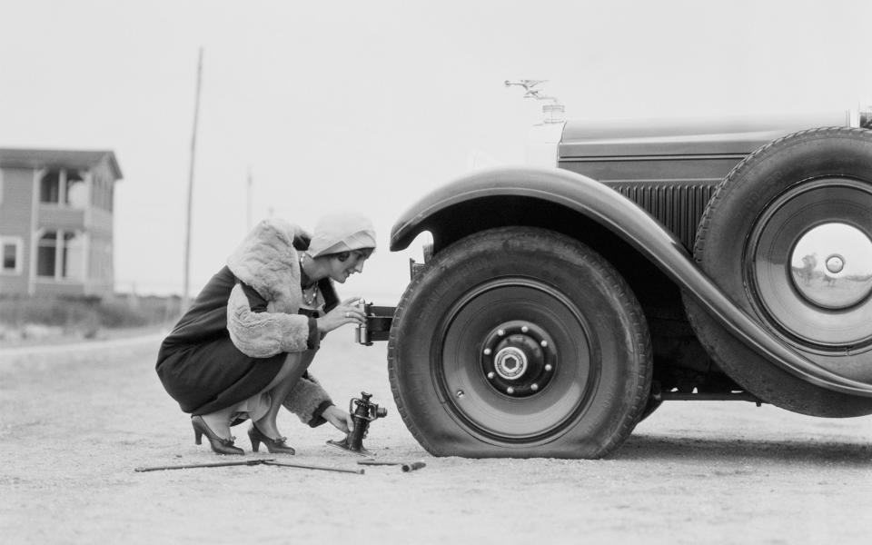 Only 8 out of 313 models autiomatically included a spare tyre