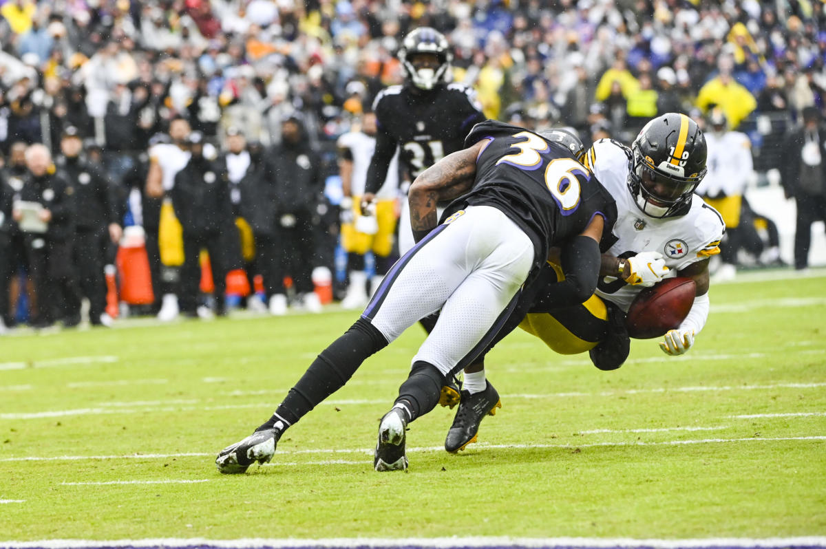 Ravens trade safety Chuck Clark to the New York Jets - Baltimore