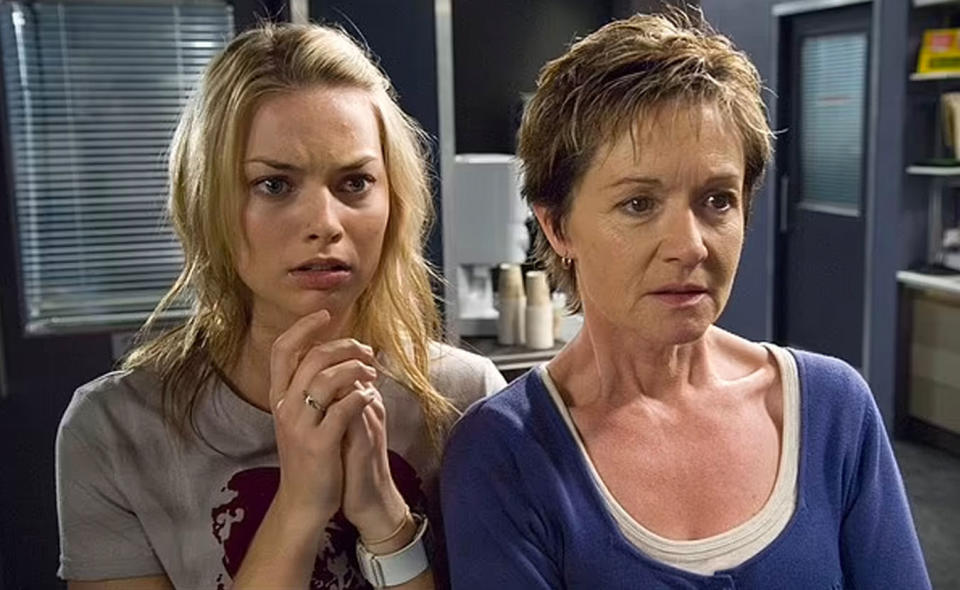 Margot Robbie and Jackie as their characters on Neighbours