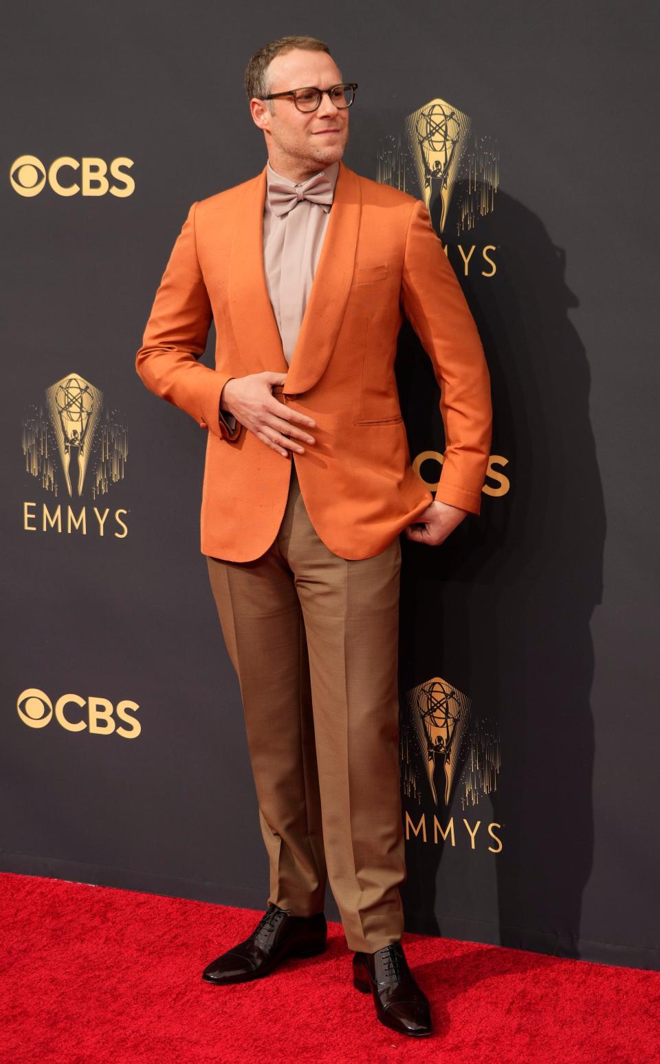 Seth Rogen stops on the red carpet before presenting at Sundays 73rd Emmy Awards in Los Angeles.