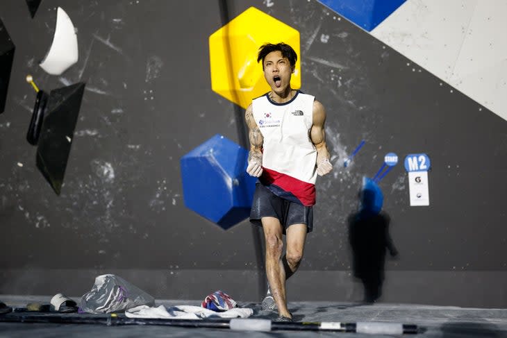 <span>Jongwon Chon celebrates in front of his home crowd. </span>(Photo: Dimitris Tosidis/IFSC)