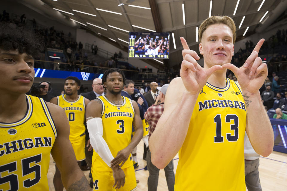 The rematch of last year’s national championship game in college hoops went the other way on Wednesday. (Getty)