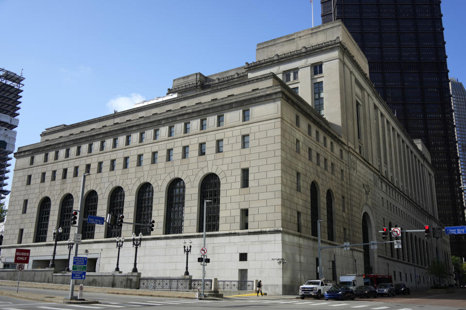 FILE - This is the Federal Courthouse in downtown Pittsburgh on Monday April 24, 2023. The federal jury trial of the suspect in the nation's deadliest antisemitic attack is scheduled to get underway Tuesday, May 30, four and a half years after the shooting deaths of 11 worshipers at a Pittsburgh synagogue. (AP Photo/Gene J. Puskar, File)