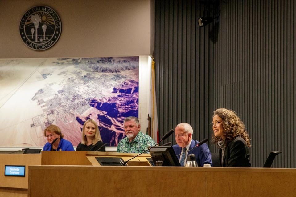 Palm Springs Councilmember Grace Garner, right, in 2022 as she began her one-year term as mayor. Councilmembers Lisa Middleton, left, Christy Holstege, Ron deHarte, and Jeffrey Bernstein listen.
