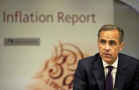 Bank of England Governor Mark Carney speaks during the bank's quarterly inflation report news conference at the Bank of England in London May 13, 2015. REUTERS/Matt Dunham/pool
