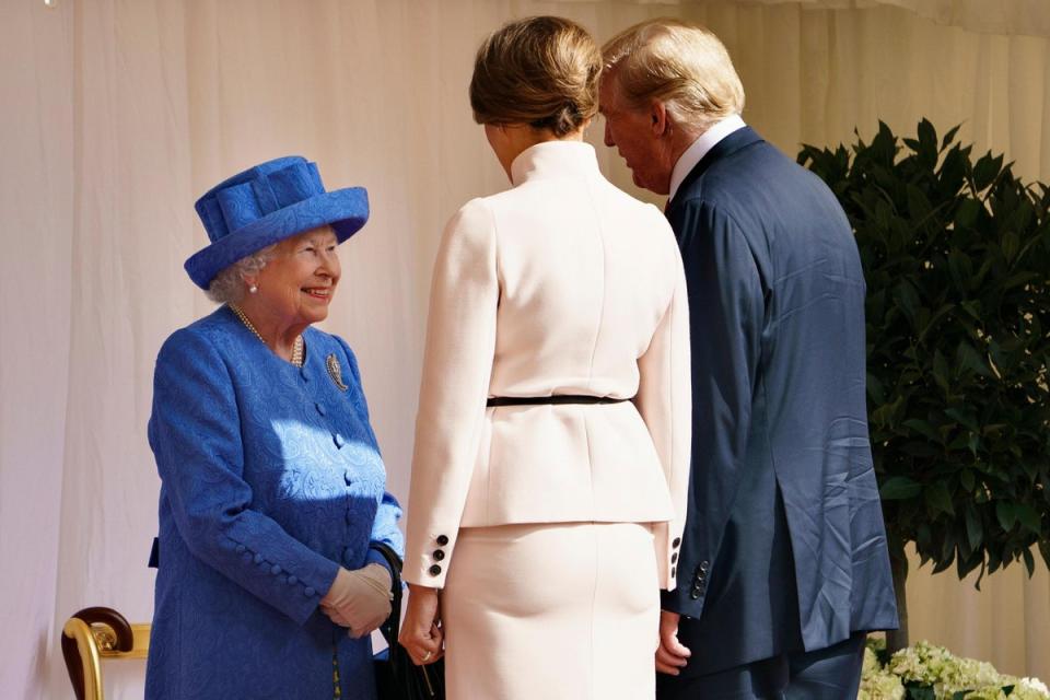 Donald Trump meets the Queen: Queen Elizabeth II greets US President Donald Trump and US First Lady Melania Trump (AFP/Getty Images)