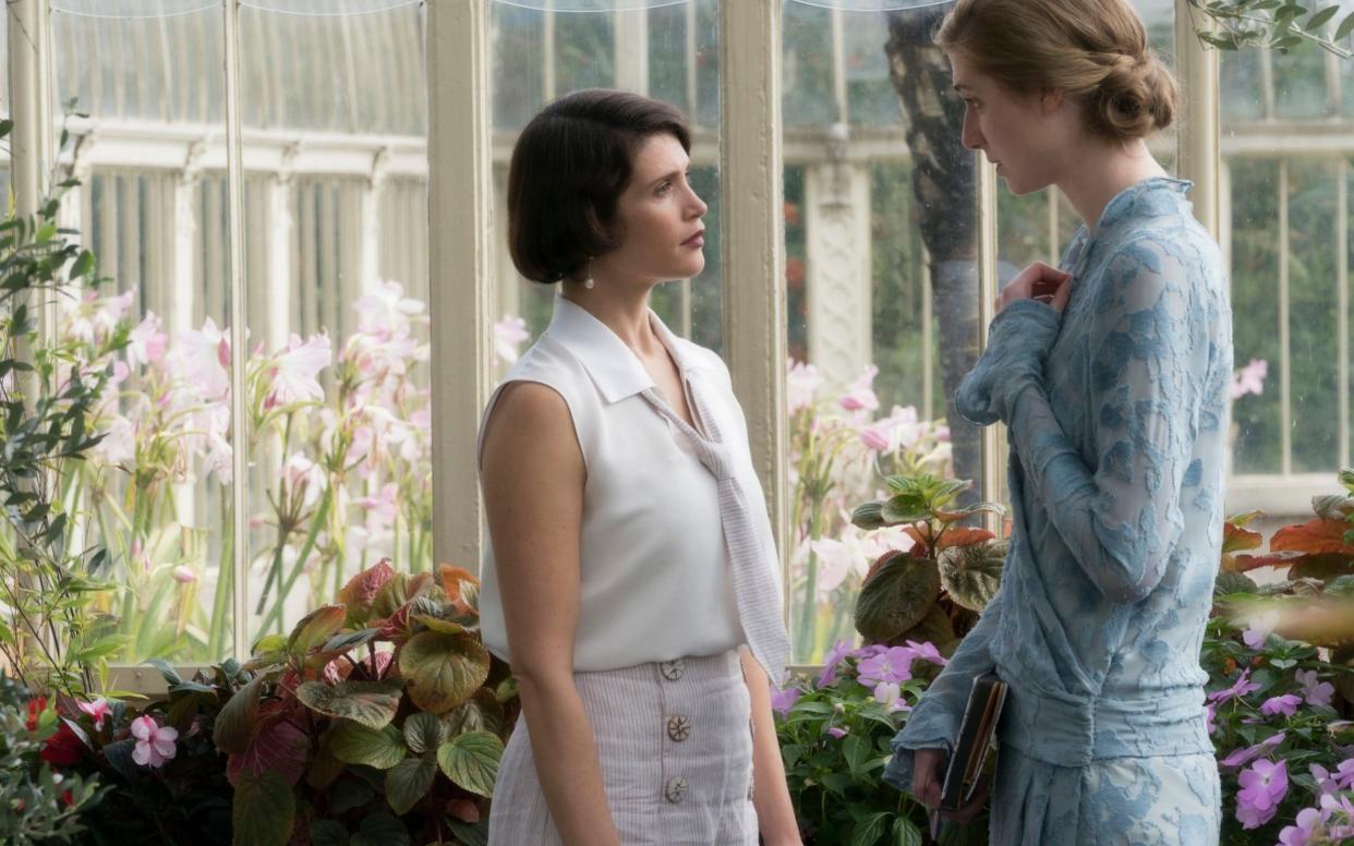 Gemma Arterton and Elizabeth Debicki in Vita & Virginia