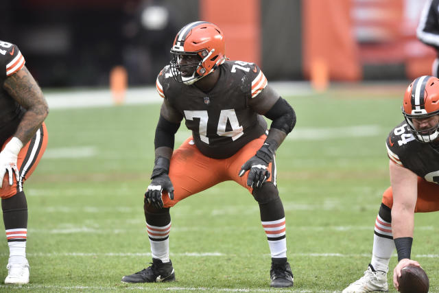 Cleveland Browns offensive tackle Chris Hubbard (74) looks to make a block  during an NFL football game against the Indianapolis Colts, Sunday, Oct.  11, 2020, in Cleveland. (AP Photo/Kirk Irwin Stock Photo - Alamy