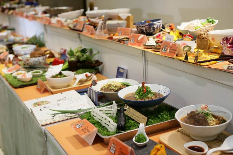 「臺北市牛肉麵饕味國際大比拚」今年以湯頭為主題分組，分為清燉、紅燒、番茄三大項目。