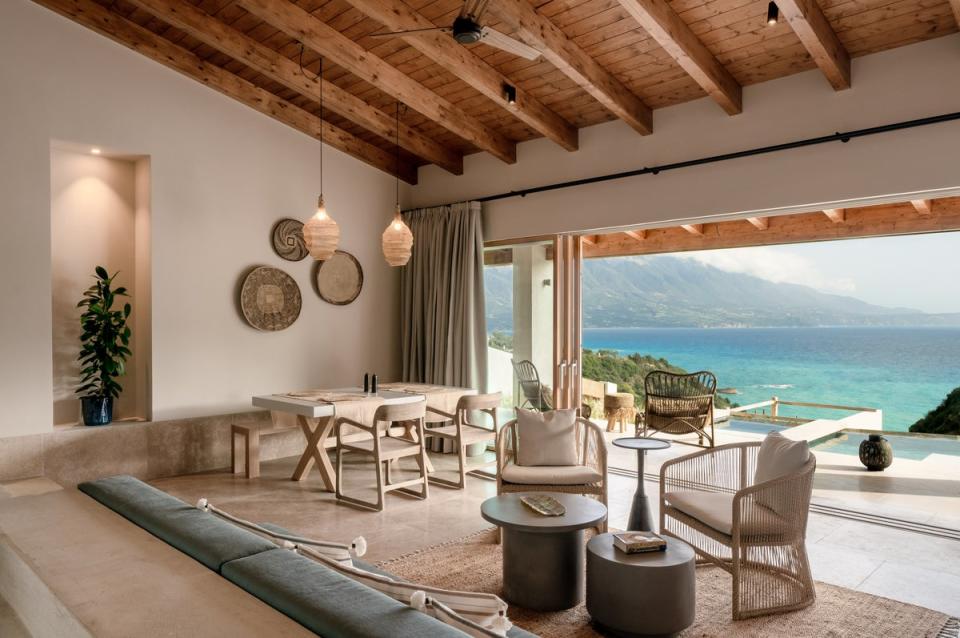 Spacious living spaces at Kefalonia’s Eliamos Villlas Hotel & Spa (Eliamos Villas Hotel & Spa)