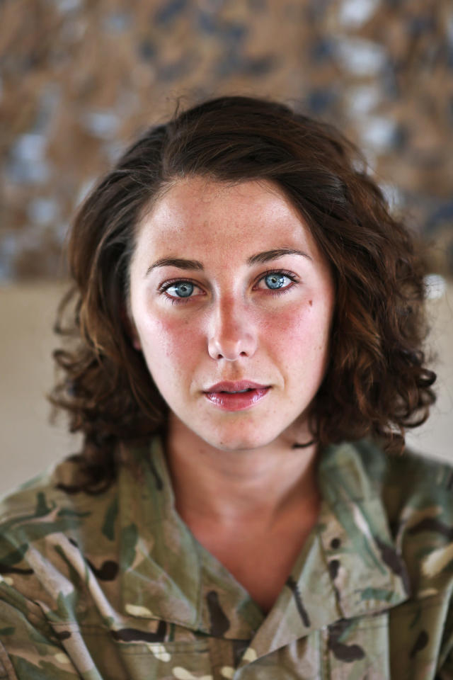 Portraits From Afghan Frontline Show Female Soldiers Perspective Of Conflict Zone