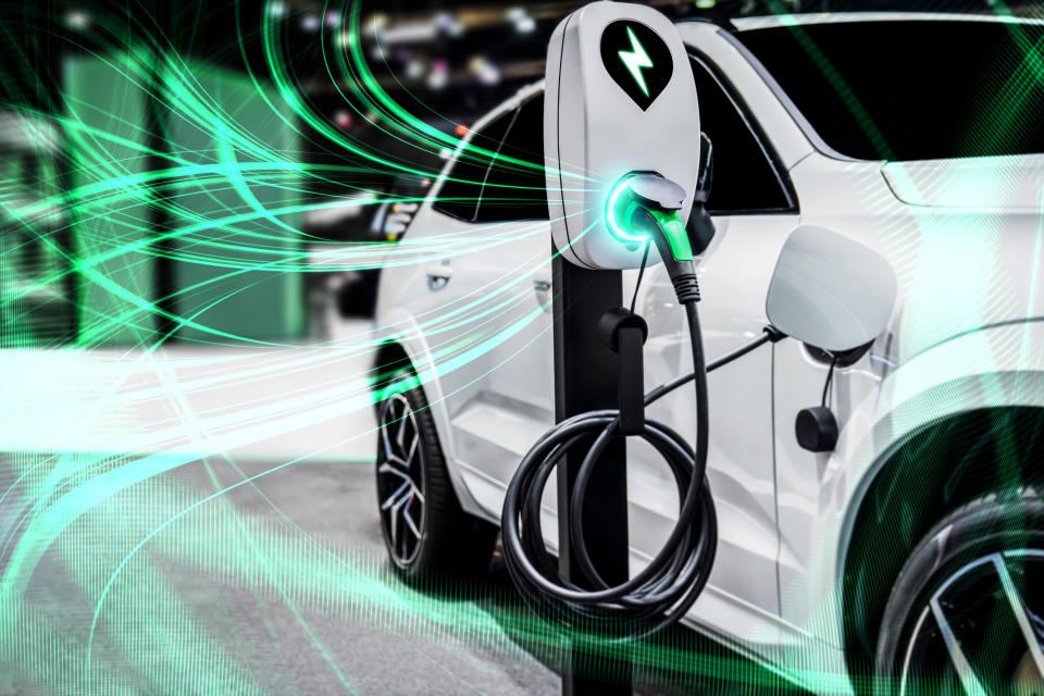 ¿Cuándo va a ser el mejor momento para comprarse un coche eléctrico? 